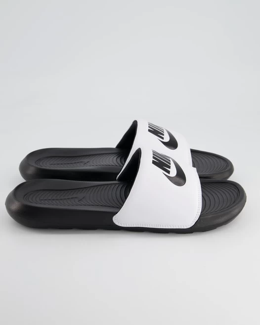 Nike Nike Victori One Slide In Weiß 2 Nike Nike Victori One Slide In Weiß – Bild 2