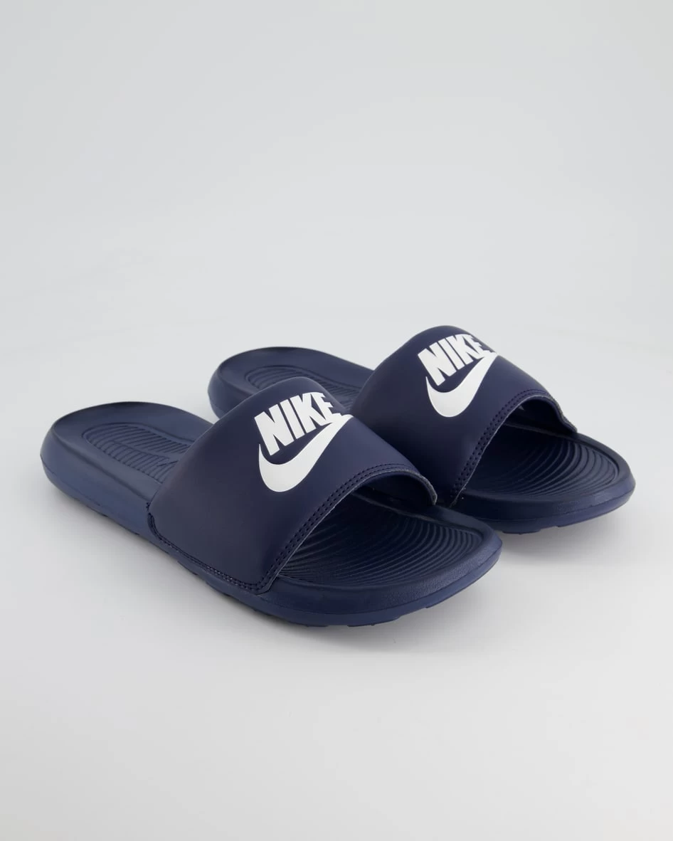 Nike NIKE VICTORI ONE SLIDE In Blau 1 Nike NIKE VICTORI ONE SLIDE In Blau