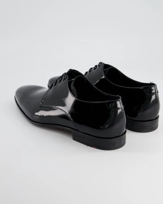 Lloyd Jerez In Schwarz 3 Lloyd Jerez In Schwarz – Bild 3